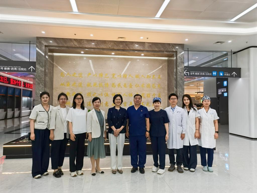 口腔医学院走访研究生培养基地沈阳市口腔医院并开展访企拓岗活动